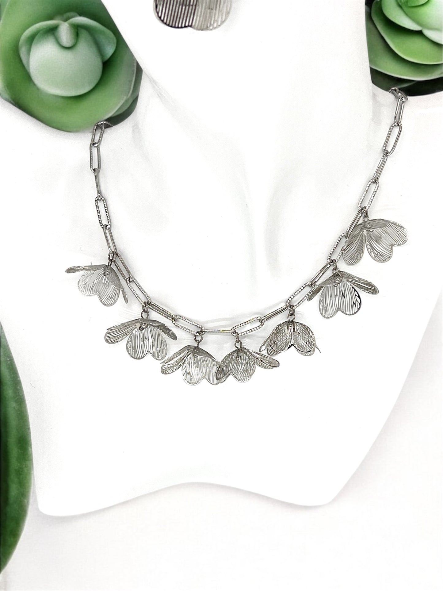 Collier Brenda