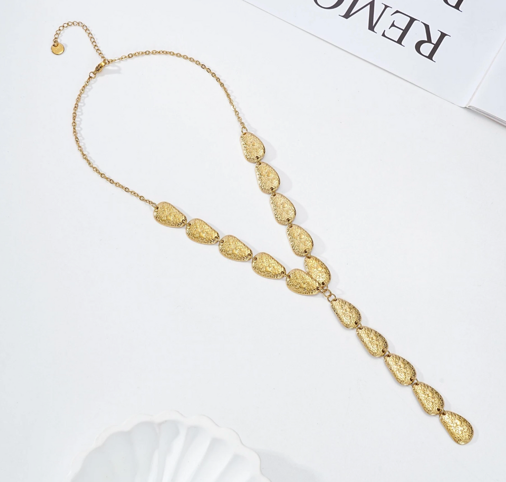 Collier Y Leanne