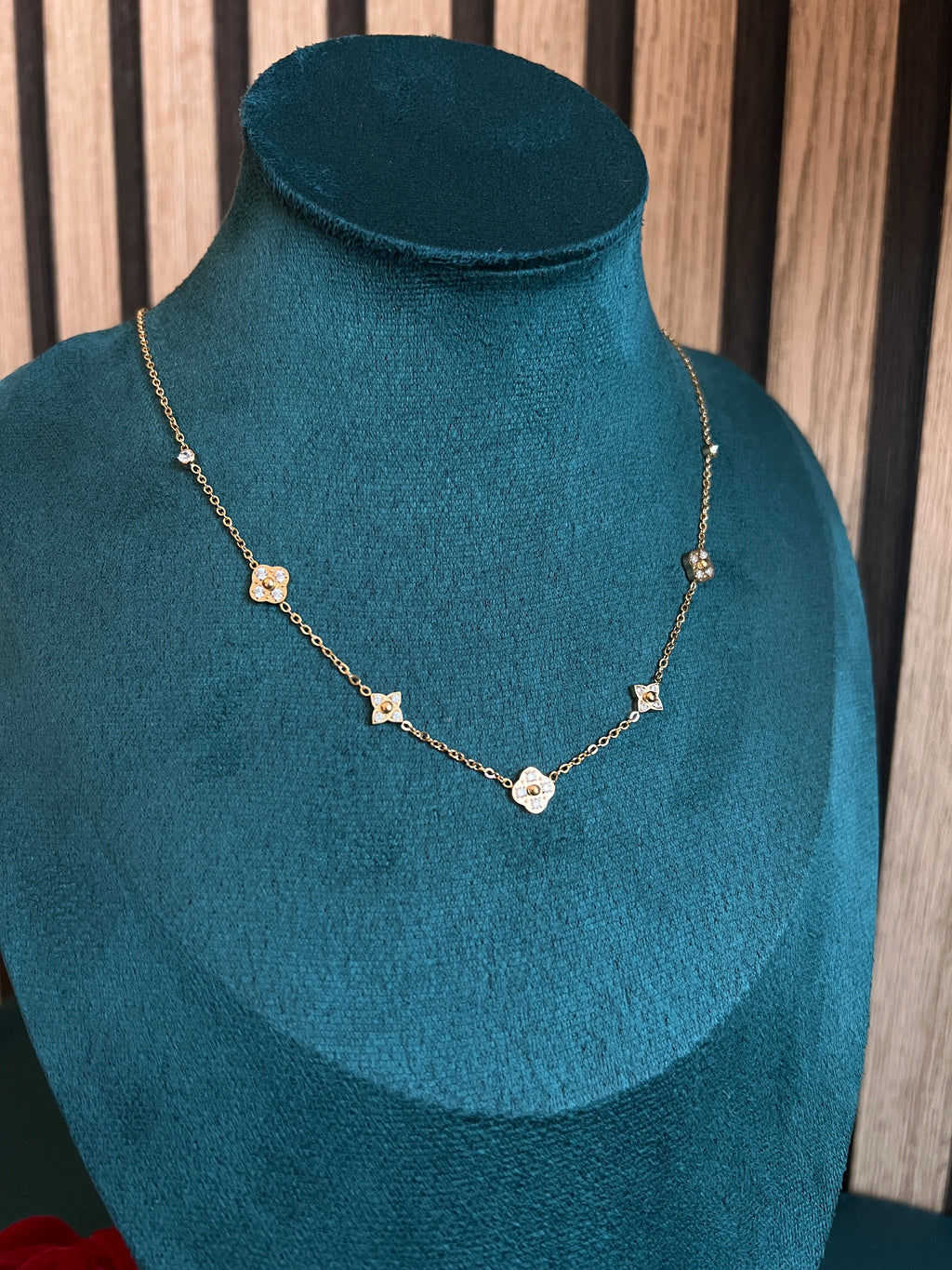 Collier Naima