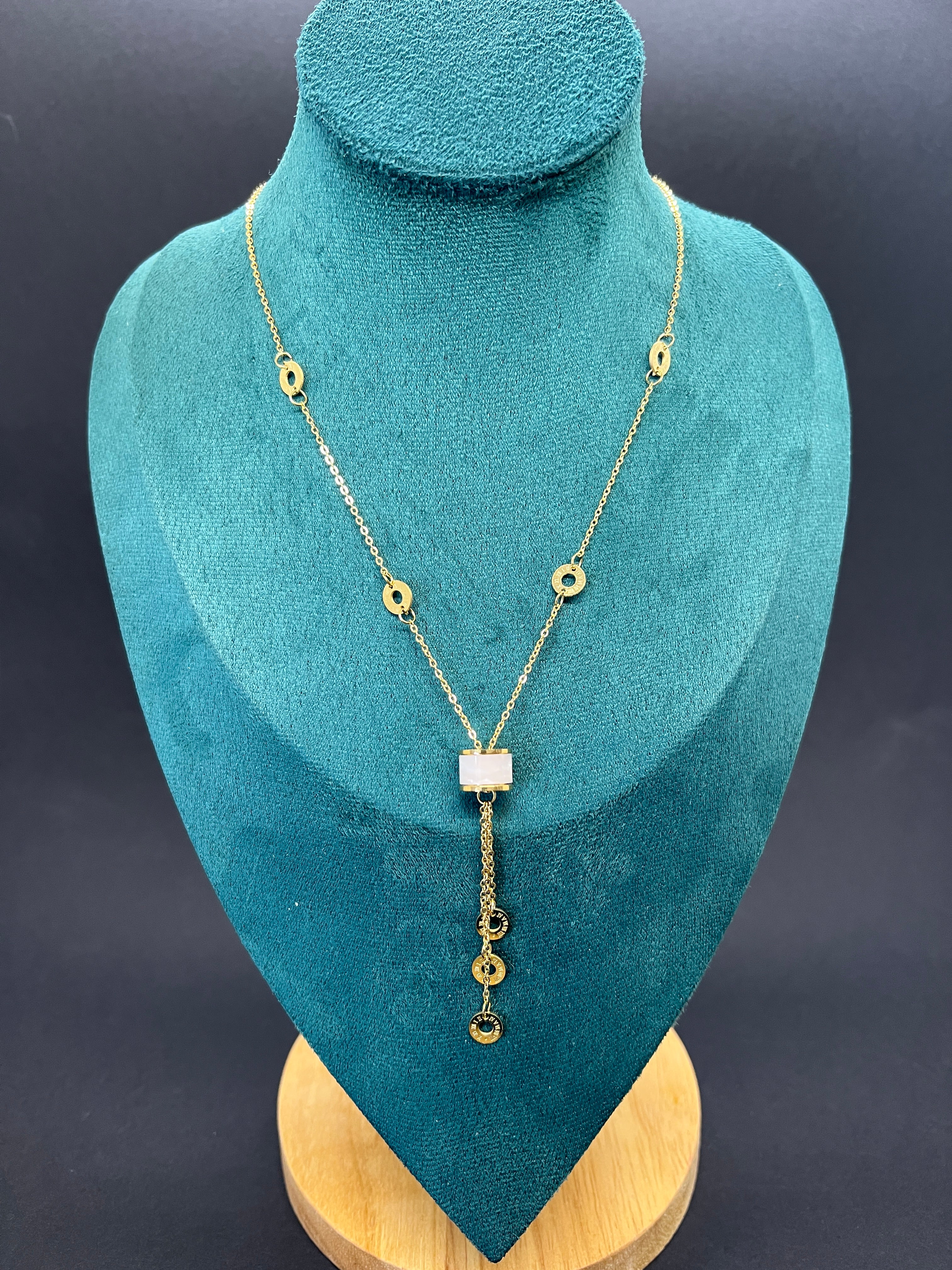 Collier Amira