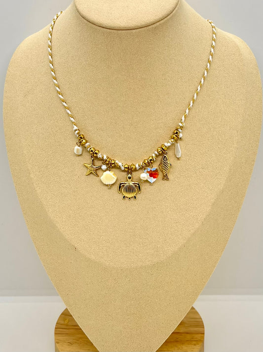 Collier Assa