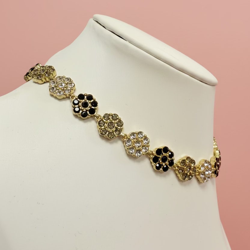 Collier Queen Noir