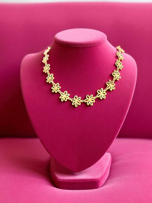 Collier 9