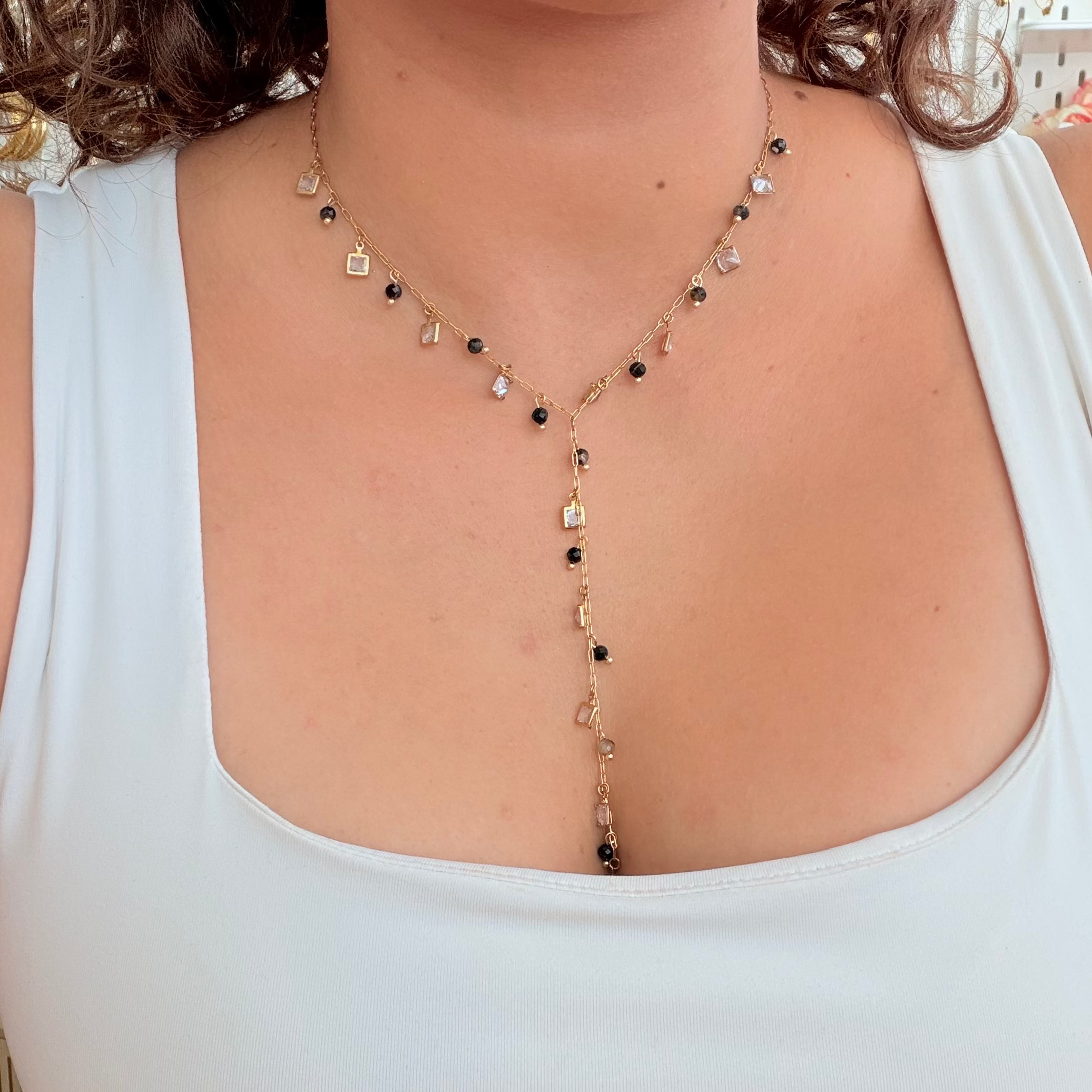 Collier Y Carly