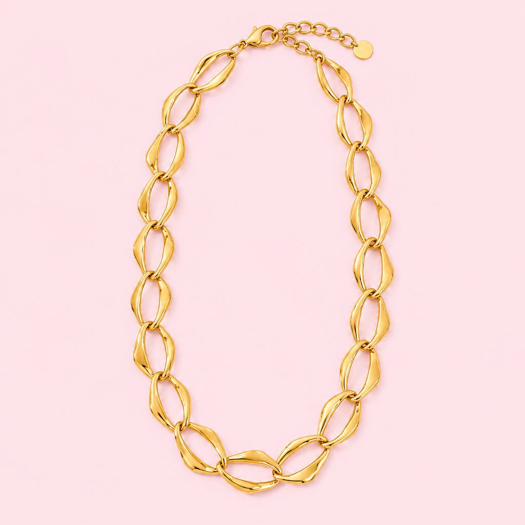 Collier Dana