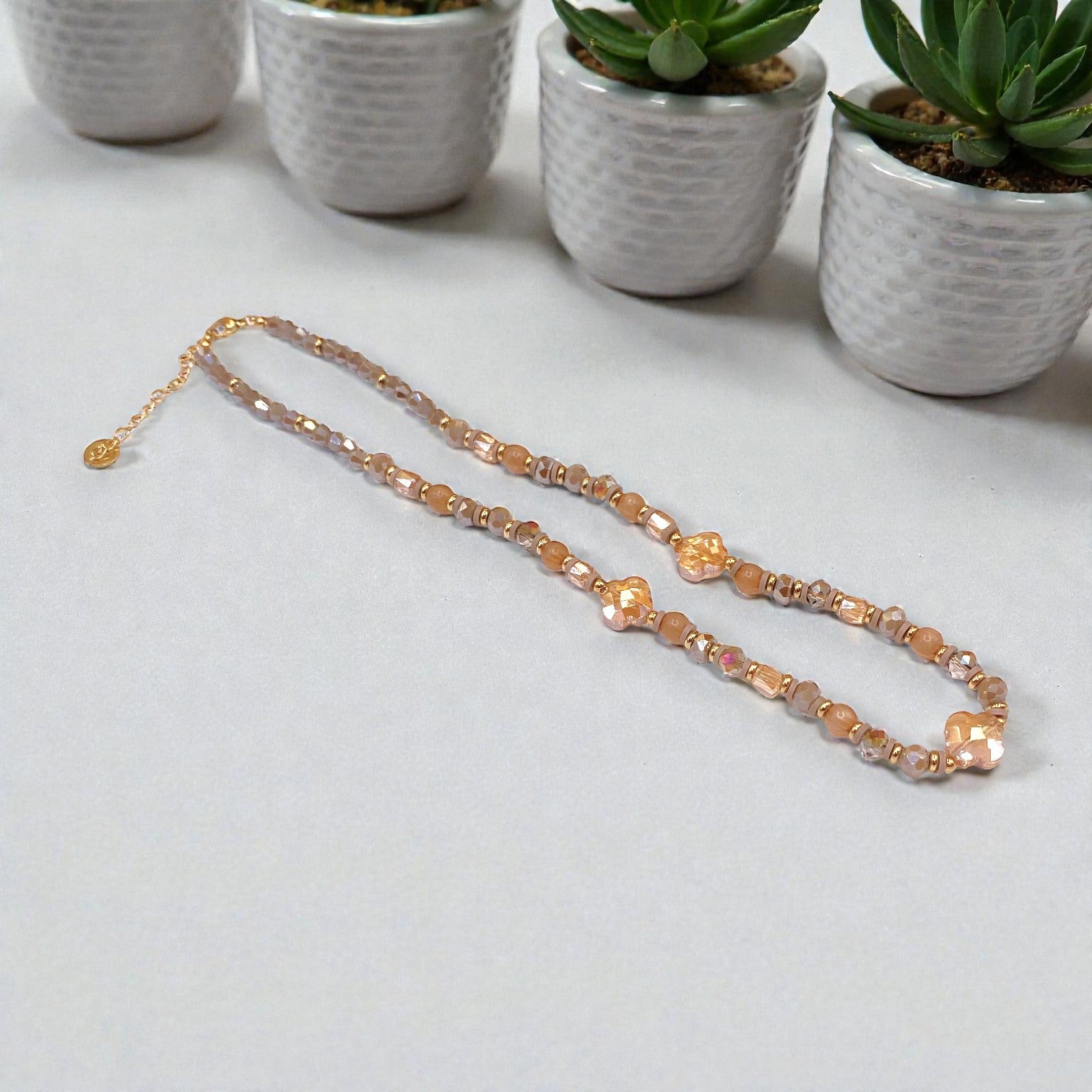 Collier Lara